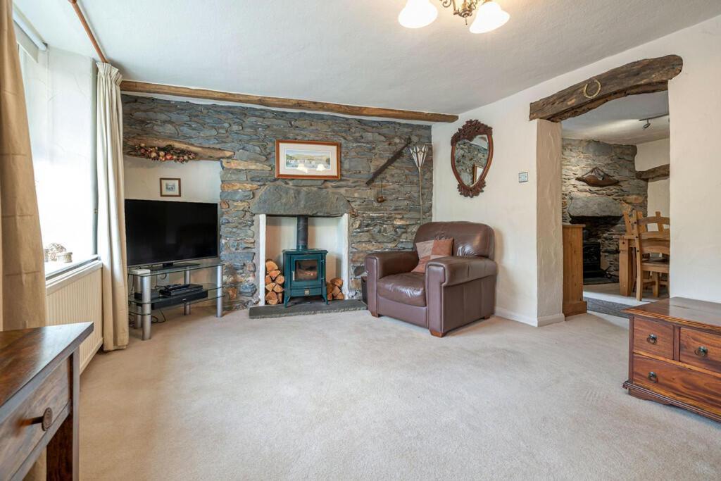 Bens Row Cottage, The Lake District Backbarrow ภายนอก รูปภาพ
